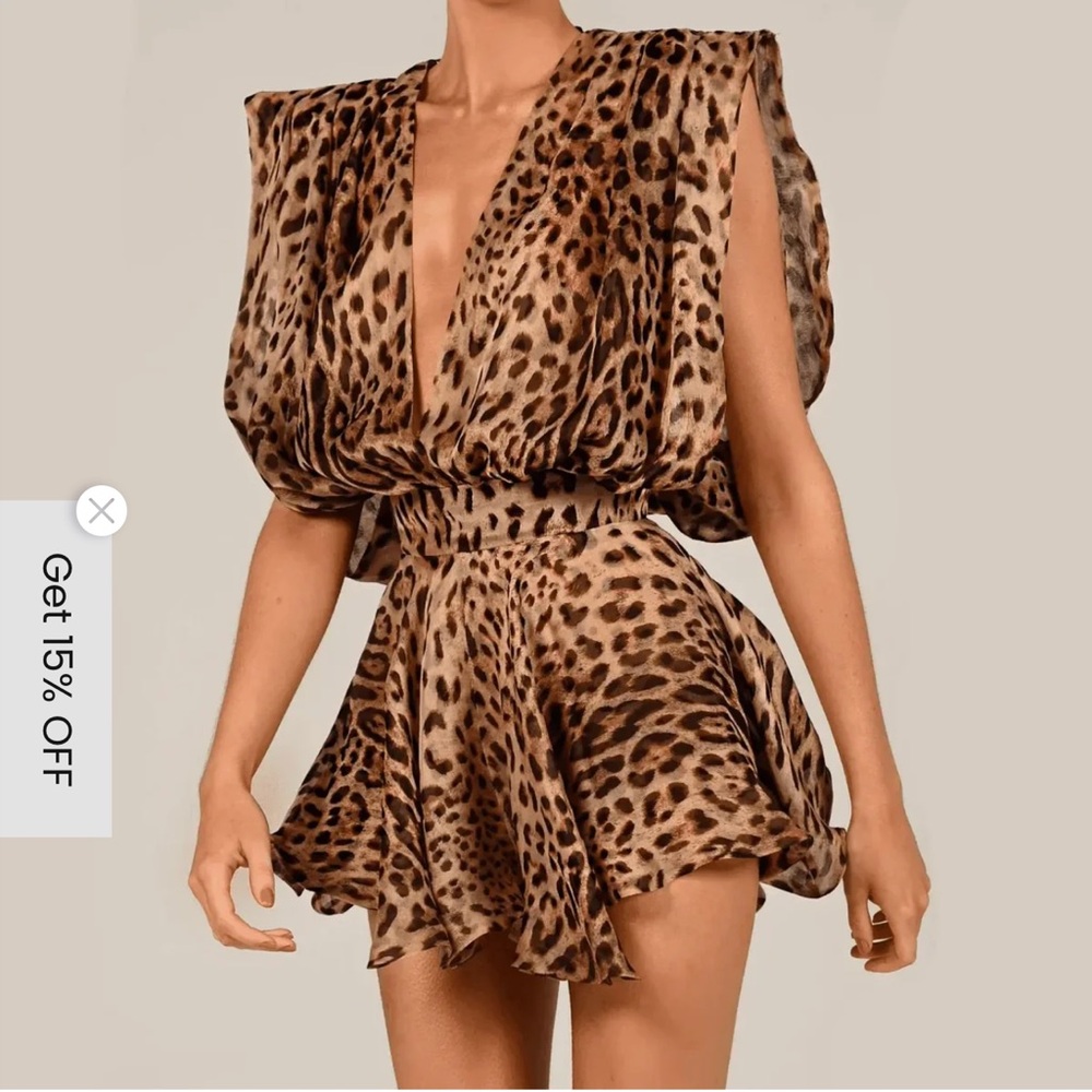 Leopard Print DEEP PLUNGE MINI DRESS 🐆